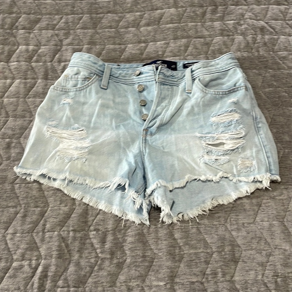 Hollister Size 5 High Rise Mom Shorts 3”